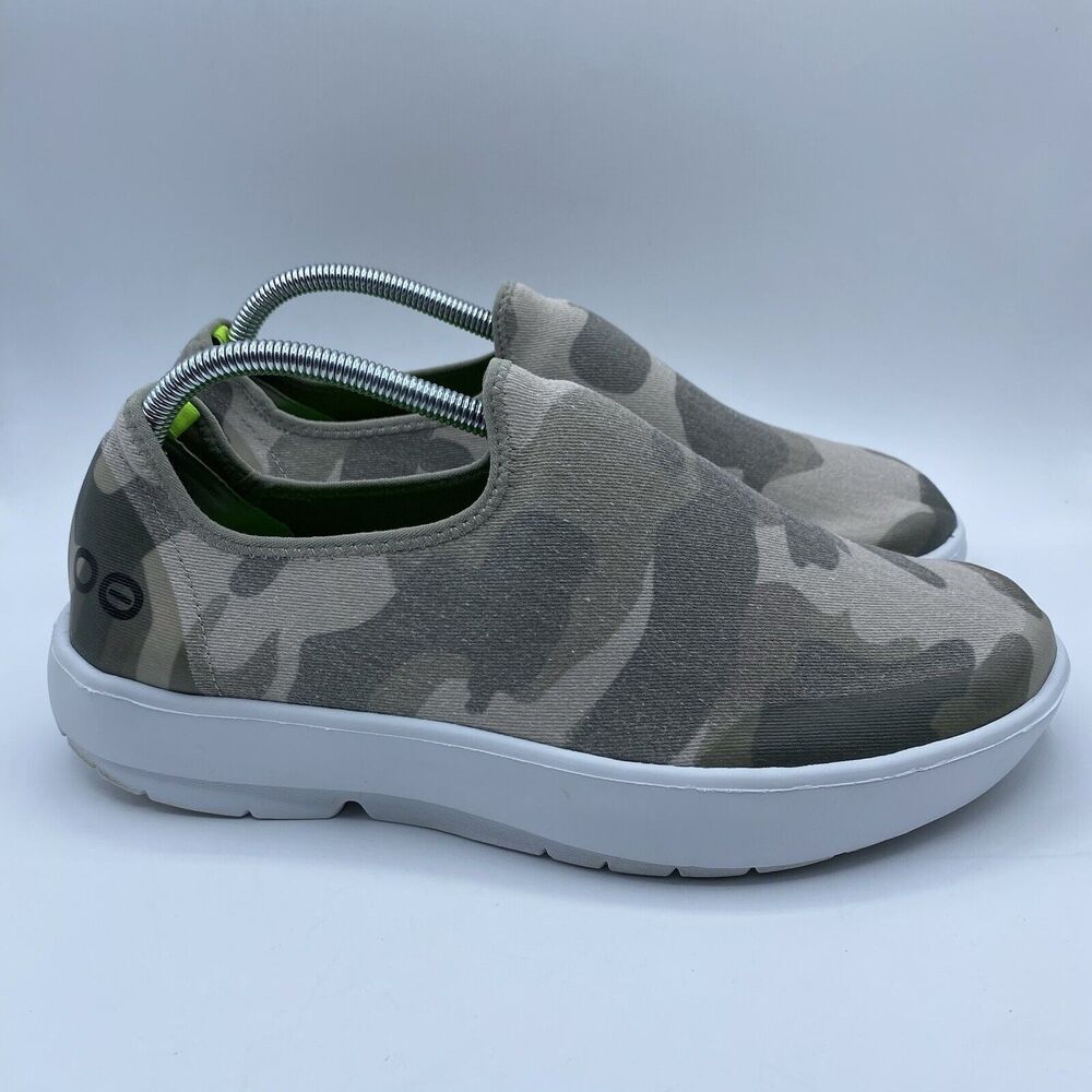 OOFOS Women's OOmg eeZee Low Slip-On Recovery Sneakers Size 11 US Tan Camo